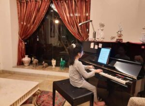Dạy đàn piano tại nhà 